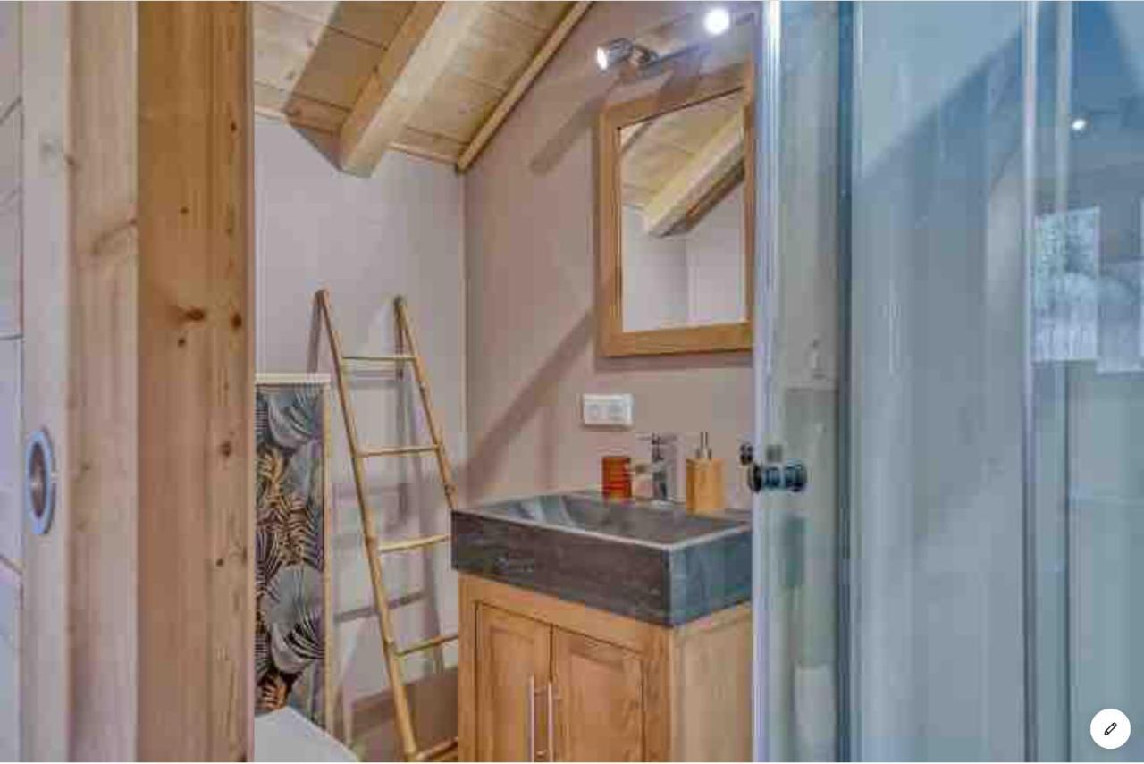 Mazot Savoyard Situe A 25 Kms De Chamonix Villa Saint-Gervais-les-Bains Exterior photo